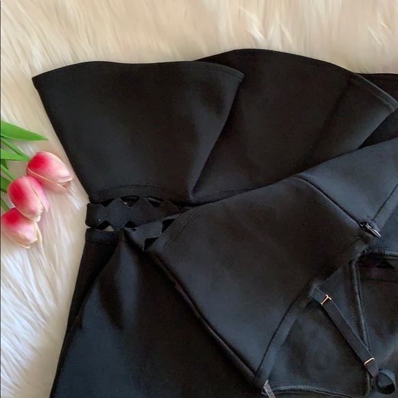 Bandage CutOut Detail Ruffle Mermaid Bodycon Dress - Picture 8 of 8